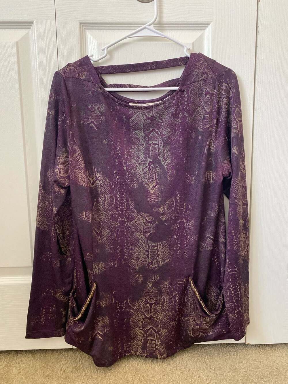 Simonton Says Designed by George Simonton Purple Snake Print Long Sleeve Top Siz